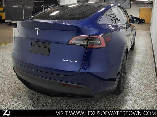 Quicksilver 2025 Tesla Model Y Long Range Dual Motor All-Wheel Drive