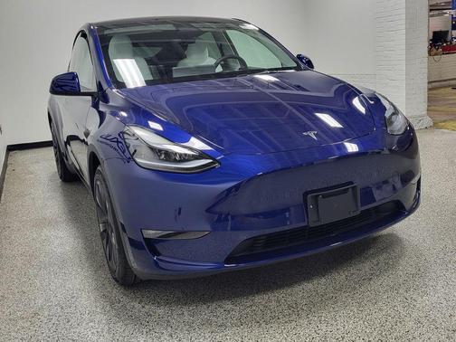 Quicksilver 2025 Tesla Model Y Long Range Dual Motor All-Wheel Drive