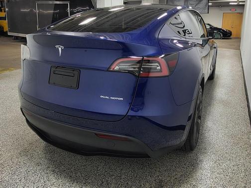 Quicksilver 2025 Tesla Model Y Long Range Dual Motor All-Wheel Drive