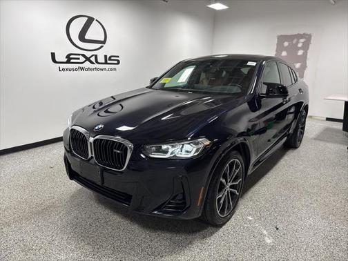 2023 BMW X4 M40i