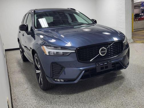Denim Blue Metallic 2023 Volvo XC60 B6 Ultimate Dark Theme