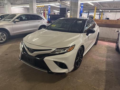 2019 Toyota Camry XSE