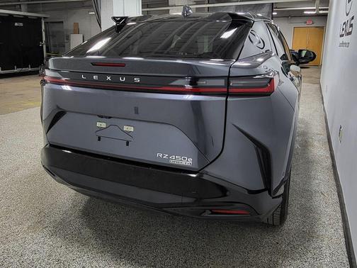2023 Lexus RZ 450e Premium