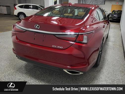 2022 Lexus ES 350 Base