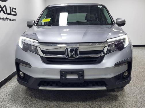 Lunar Silver Metallic 2022 Honda Pilot AWD EX-L