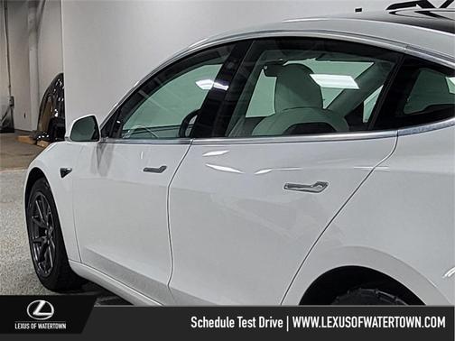 2020 Tesla Model 3 Standard Range Plus