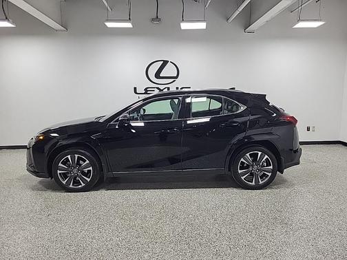 2024 Lexus UX 250h Base