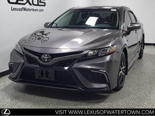 Predawn Gray Mica 2022 Toyota Camry SE