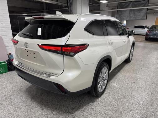 2021 Toyota Highlander Limited