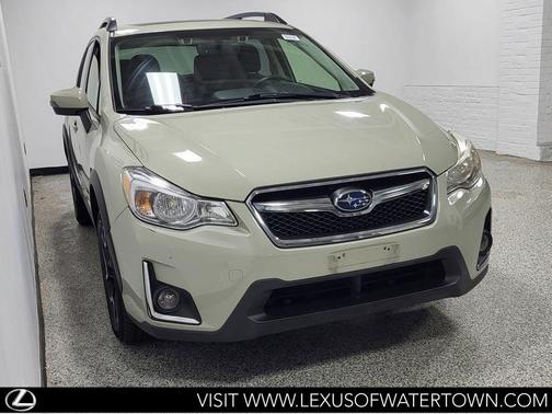 Desert Khaki 2017 Subaru Crosstrek 2.0i Limited