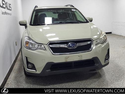 Desert Khaki 2017 Subaru Crosstrek 2.0i Limited
