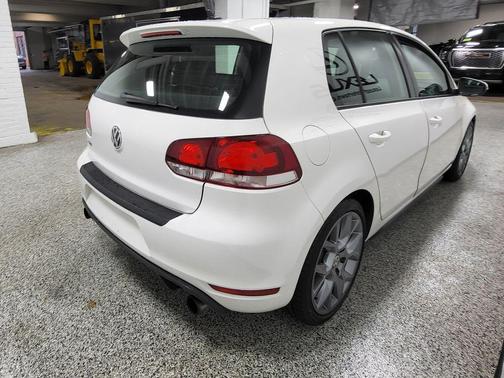 Candy White 2013 Volkswagen GTI Driver's Edition