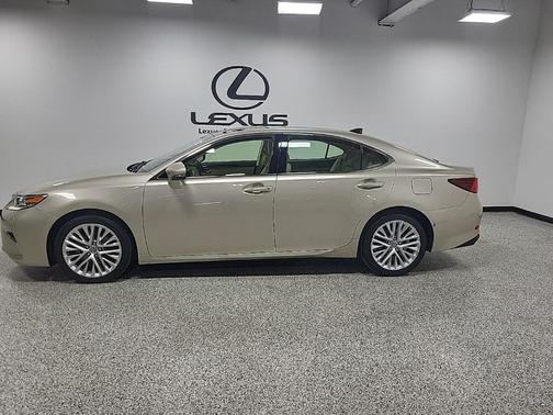 2016 Lexus ES 350 Base