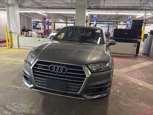 2017 Audi Q7 3.0T Premium