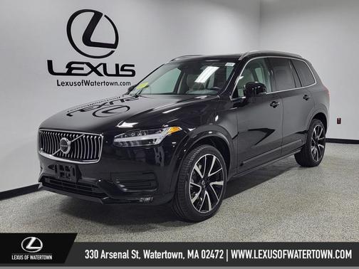 2021 Volvo XC90 T6 Momentum