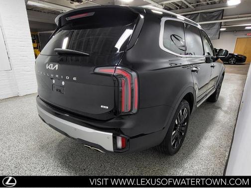 Ebony Black 2024 Kia Telluride SX Prestige