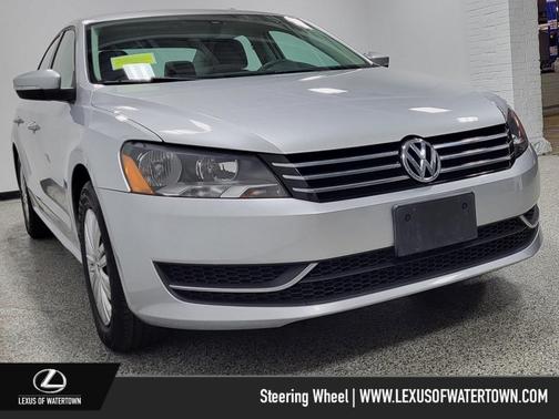 2014 Volkswagen Passat 1.8T S