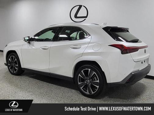 2023 Lexus UX 250h Base