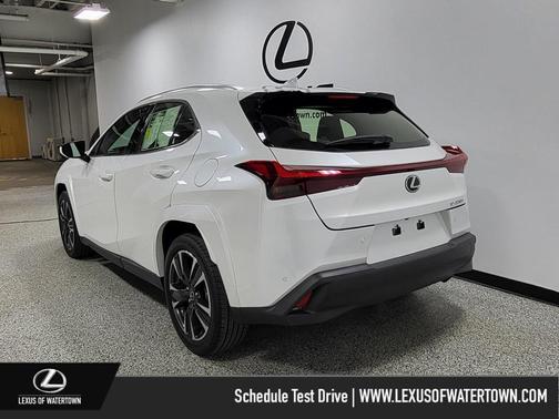 2023 Lexus UX 250h Base