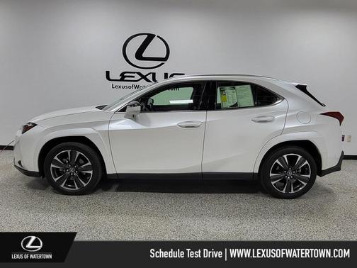 2023 Lexus UX 250h Base