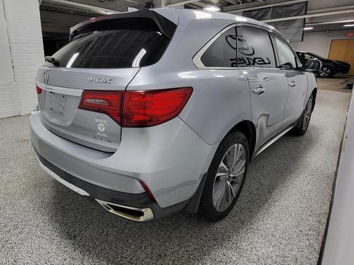 2017 Acura MDX 3.5L w/Technology Package