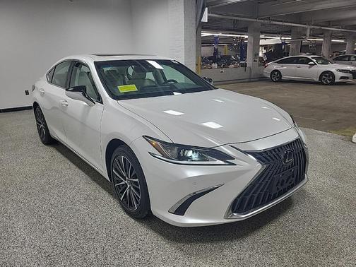 2024 Lexus ES 350 Base