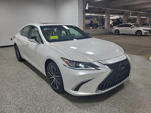 2024 Lexus ES 350 Base