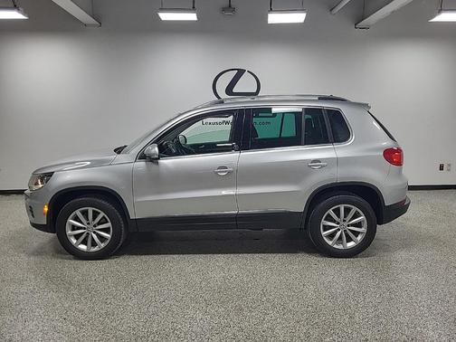 2017 Volkswagen Tiguan 2.0T Wolfsburg Edition