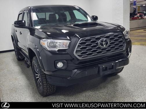 Midnight Black Metallic 2021 Toyota Tacoma TRD Sport
