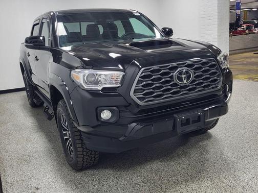 Midnight Black Metallic 2021 Toyota Tacoma TRD Sport