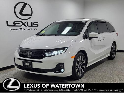 Platinum White Pearl 2026 Honda Odyssey Elite