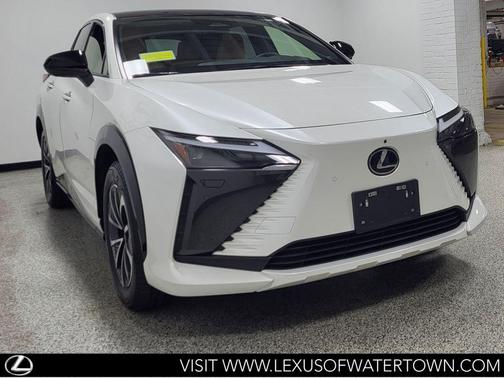 Eminent White Pearl 2025 Lexus RZ 300e Premium