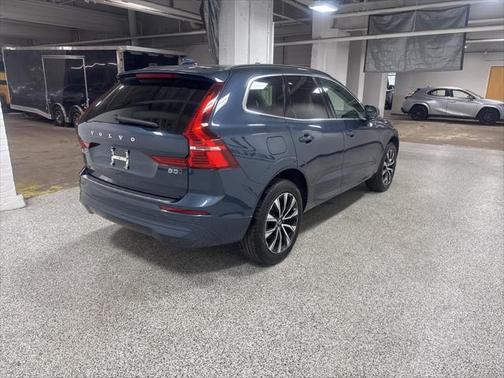 2023 Volvo XC60 B5 Core