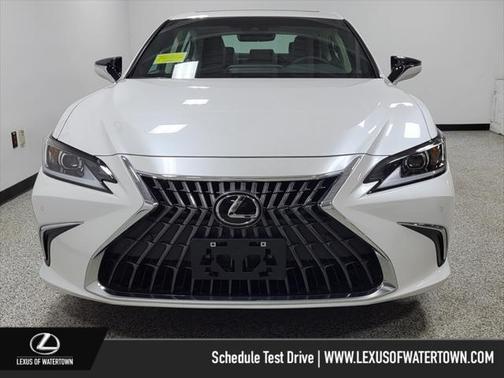 2024 Lexus ES 300h Base