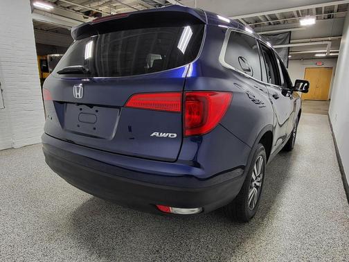 Blue 2017 Honda Pilot EX-L