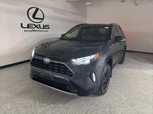 2024 Toyota RAV4 Hybrid SE