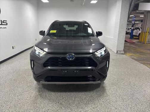 2024 Toyota RAV4 Hybrid SE