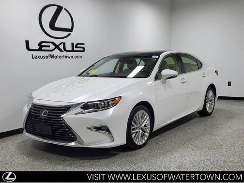 Eminent White Pearl 2017 Lexus ES 350 Base