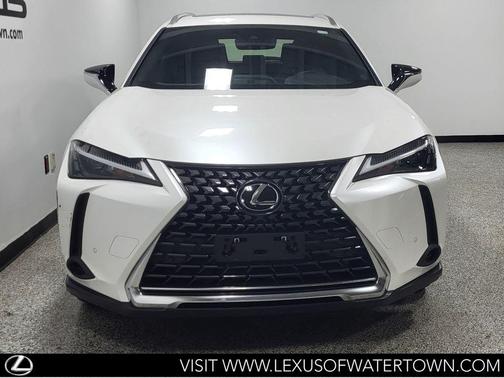 Eminent White Pearl 2023 Lexus UX 250h Base