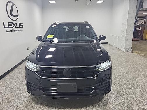 2022 Volkswagen Tiguan 2.0T SE R-Line Black 4MOTION