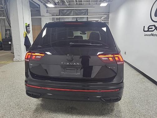 2022 Volkswagen Tiguan 2.0T SE R-Line Black 4MOTION
