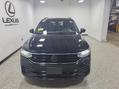 2022 Volkswagen Tiguan 2.0T SE R-Line Black 4MOTION