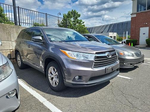 Predawn Gray Mica 2016 Toyota Highlander LE Plus