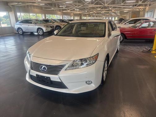 2014 Lexus ES 300h Base