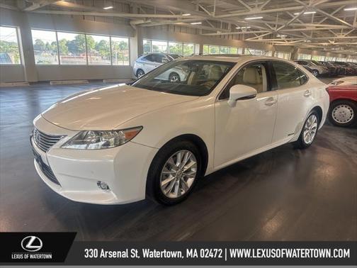 2014 Lexus ES 300h Base