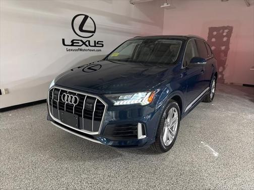 2021 Audi Q7 55 Premium Plus
