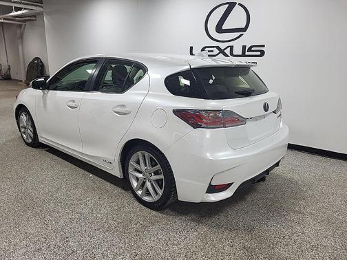 2017 Lexus CT 200h Base