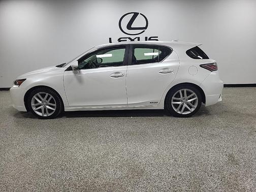 2017 Lexus CT 200h Base