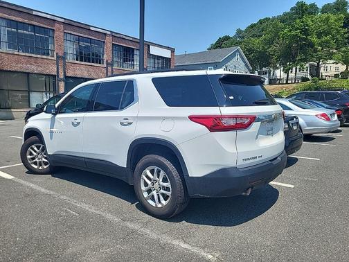 Summit White 2019 Chevrolet Traverse LT Leather