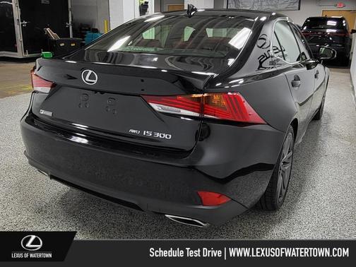 2018 Lexus IS 300 Base